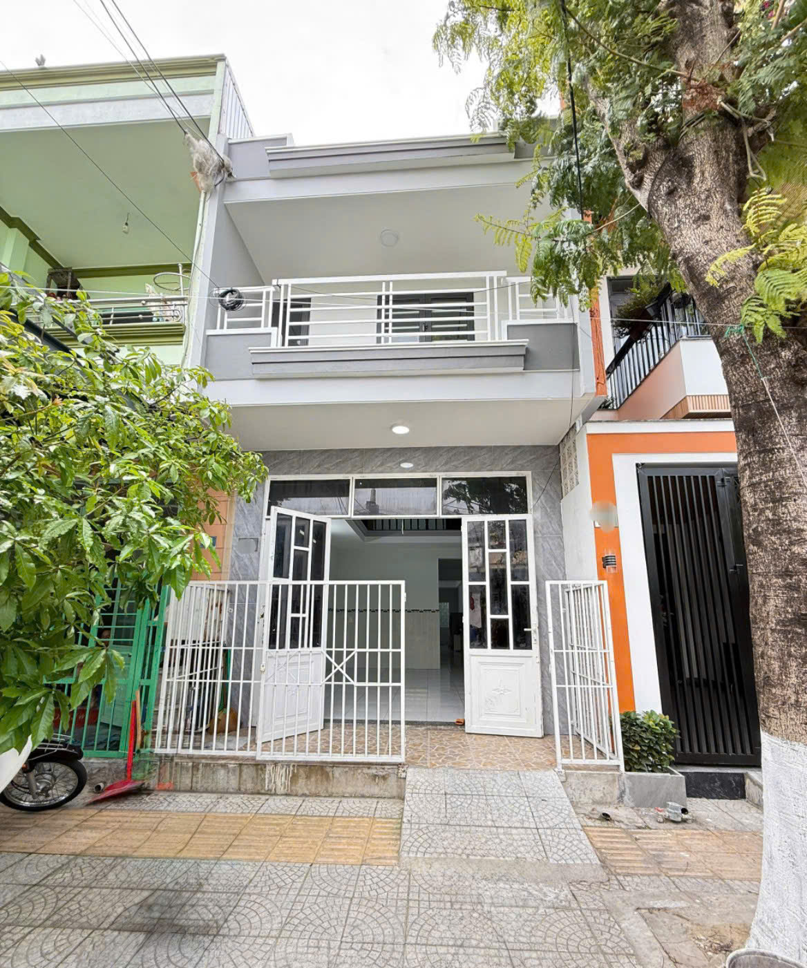 {rrrr} B.á.n n.h.à 2 tầng MT 5m5 Hoa Lư, Sơn Trà, Đà Nẵng. {rrrr} B.á.n n.h.à 2 tầng MT 5m5 Hoa Lư, Sơn Trà, Đà Nẵng.